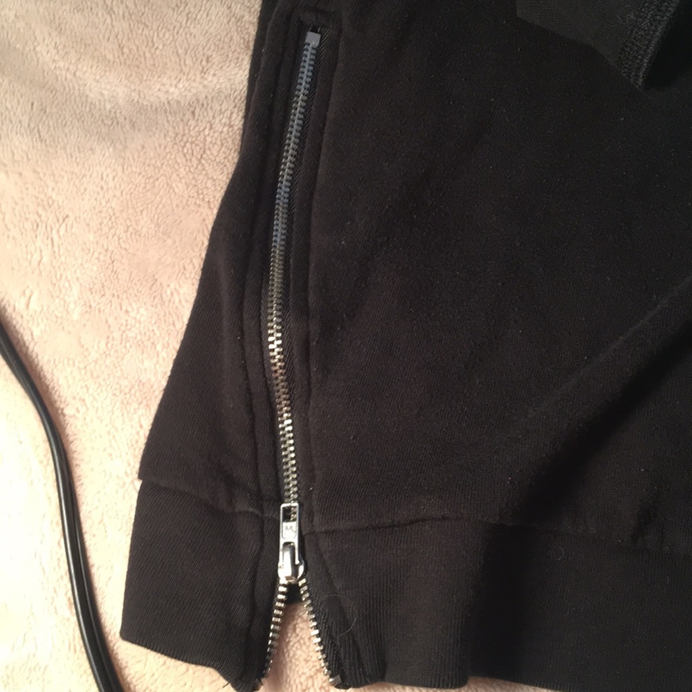 Sweatshirt - Picture 4 of 5